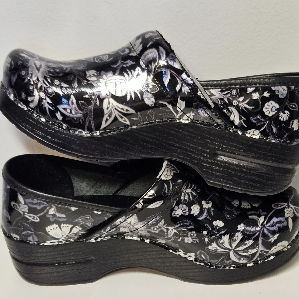Dansko Women's Metallic Floral Print Slip-On Shoes, Sz 37, US Sz 6.5-7 - Picture 8 of 12